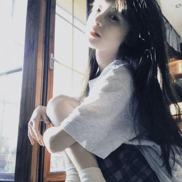 好女向前行