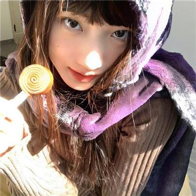 纸板屋女孩